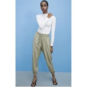 Zara Soft Jogger Sweat Pants Women's Size Medium Lime‎ Green Front Drawstring